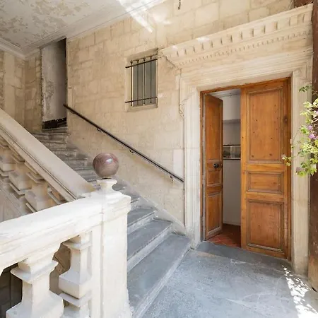 Appartement La Carterie, Beau T1 Mez, Clim, Centre Historique Montpellier